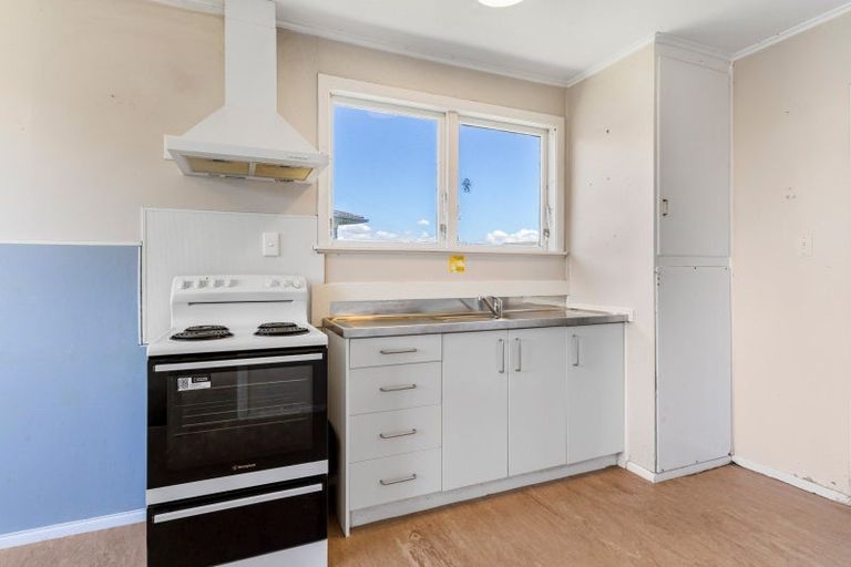 Photo of property in 22 President Avenue, Papakura, 2110