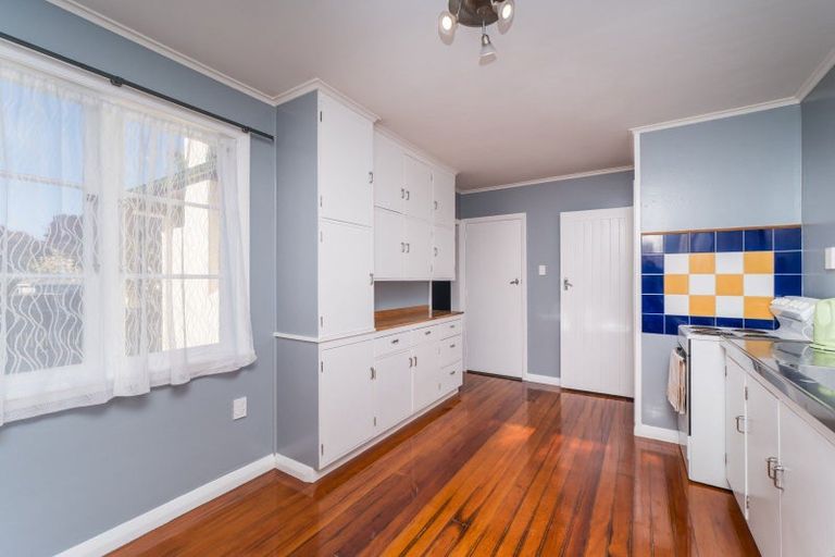Photo of property in 6 Birmingham Street, Takaro, Palmerston North, 4412