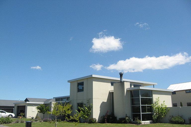 Photo of property in 41 Riverwood Boulevard, Redwood, Christchurch, 8051
