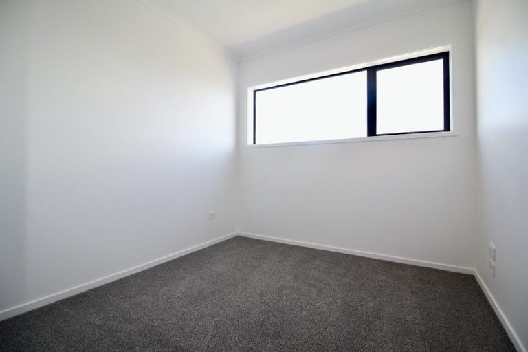 Photo of property in 64 Nugget Avenue, Hobsonville, Auckland, 0616