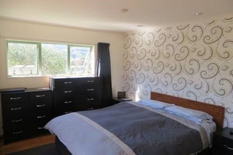 Photo of property in 22 Forest Lane, Raumati South, Paraparaumu, 5032