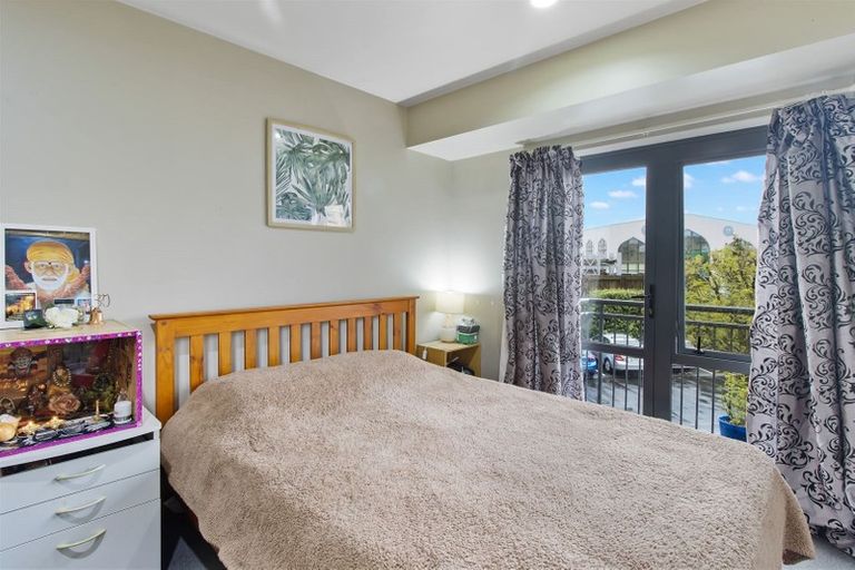 Photo of property in 1l/10 Crown Lynn Place, New Lynn, Auckland, 0600