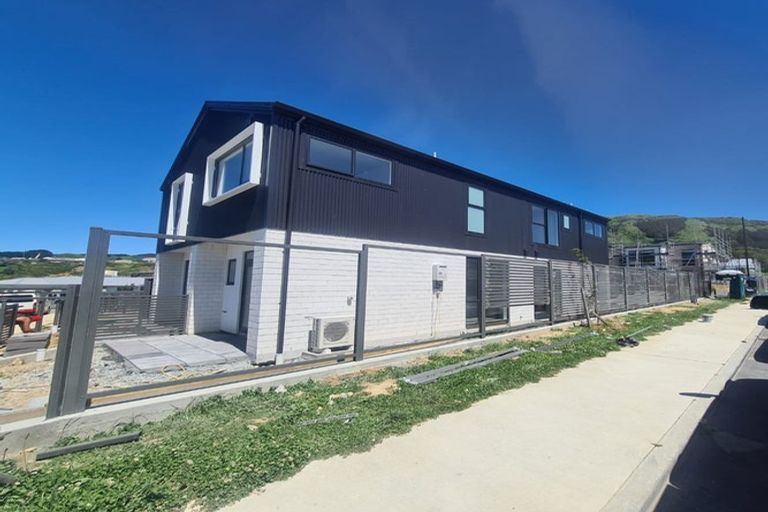 Photo of property in 1 Tokitoki Way, Kenepuru, Porirua, 5022