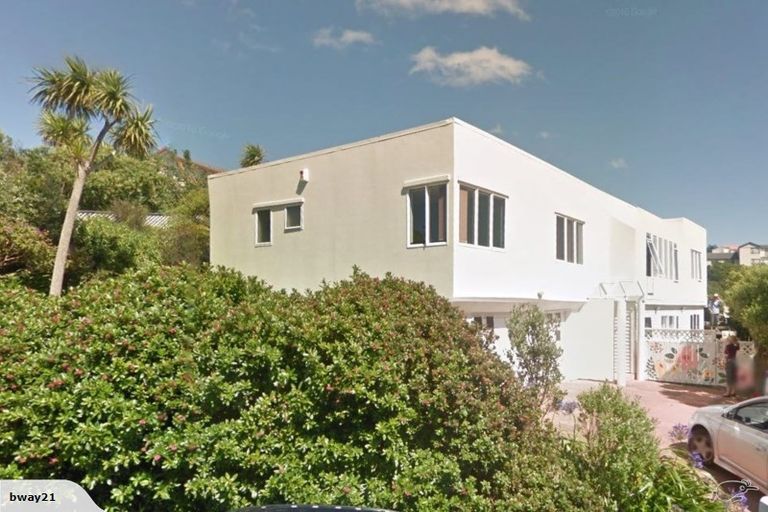 Photo of property in 102a Karepa Street, Brooklyn, Wellington, 6021