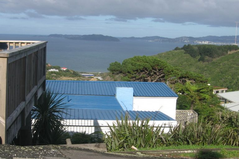 Photo of property in 7 Titiro Moana Road, Korokoro, Lower Hutt, 5012