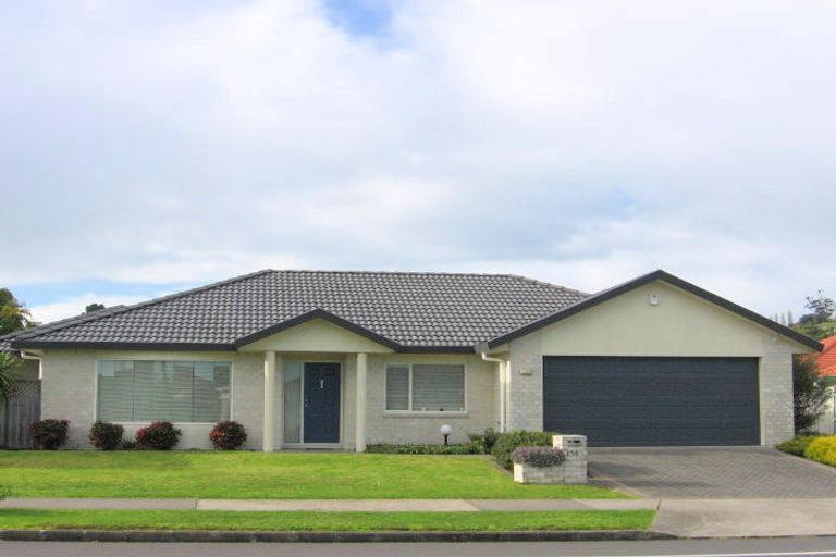Photo of property in 156 Kilkenny Drive, East Tamaki Heights, Auckland, 2016