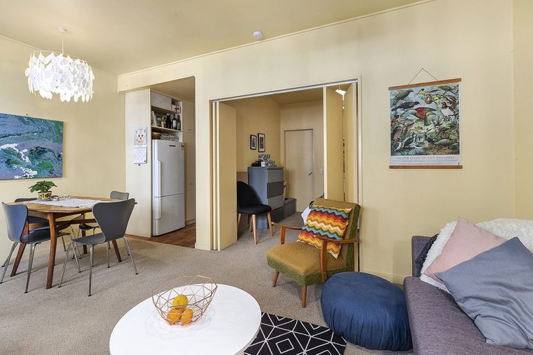 Photo of property in Dixonlane Apartments, 8/7 Feltex Lane, Te Aro, Wellington, 6011