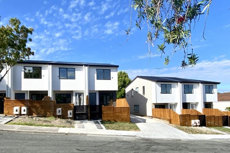Photo of property in 8/36 Santiago Crescent, Unsworth Heights, Auckland, 0632