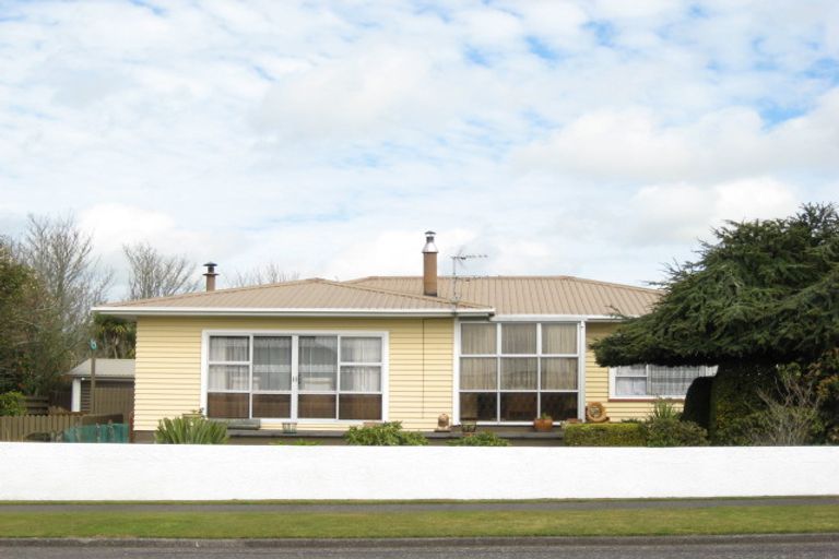 Photo of property in 37 Pembroke Road, Stratford, 4332