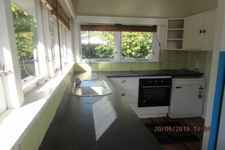 Photo of property in 9 Swansea Street, Khandallah, Wellington, 6035