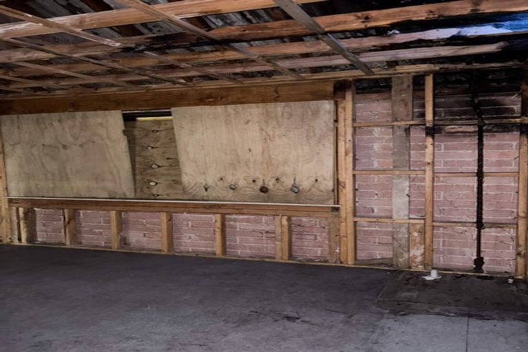 Photo of property in 21 Charlton Road, Gore, 9710