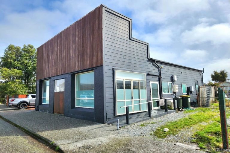 Photo of property in 21 Revell Street, Hokitika, 7810