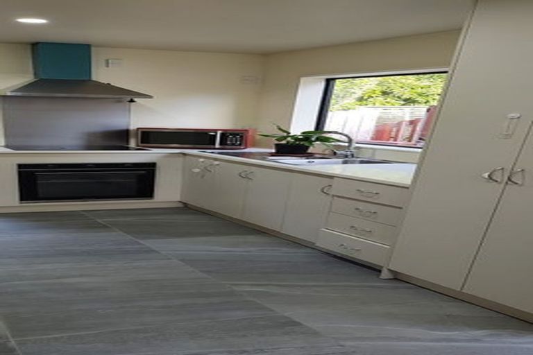 Photo of property in 39a Evelyn Road, Cockle Bay, Auckland, 2014