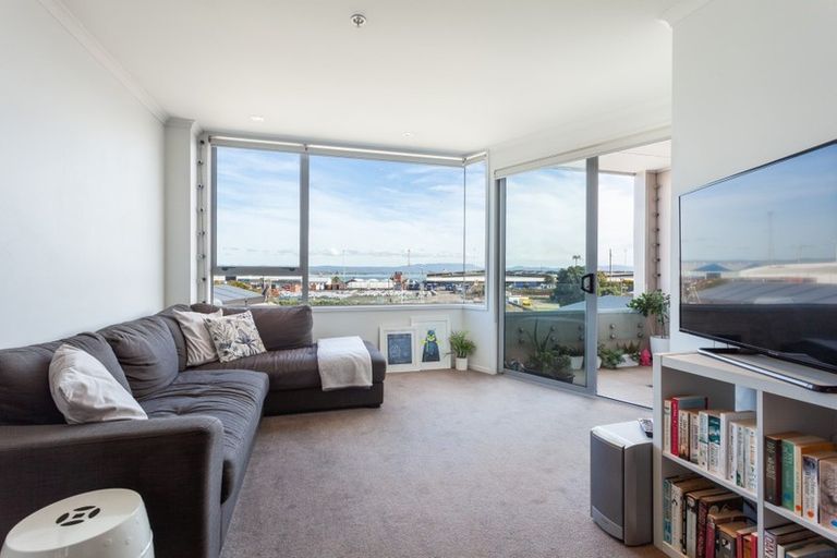 Photo of property in 313/332 Maunganui Road, Mount Maunganui, 3116