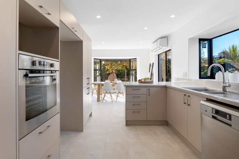 Photo of property in 11 Millcroft Place, Parklands, Christchurch, 8083