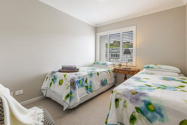 Photo of property in 130 Landmark Terrace, Orewa, 0931