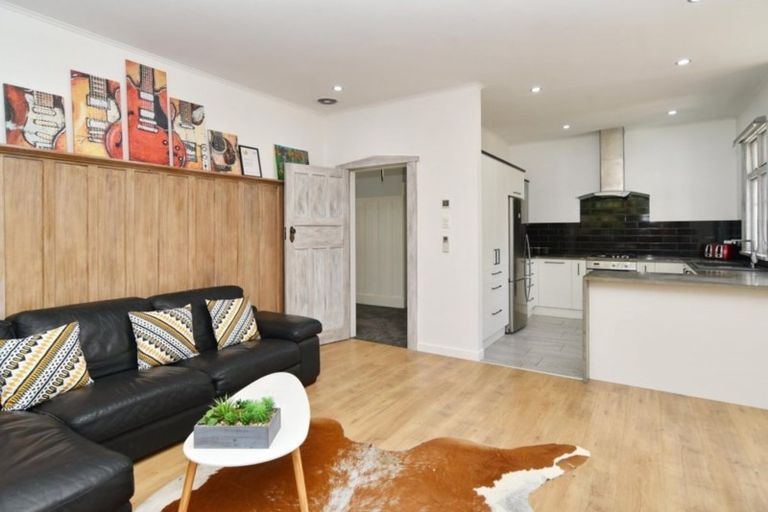 Photo of property in 42 Hinemoa Street, Spreydon, Christchurch, 8024