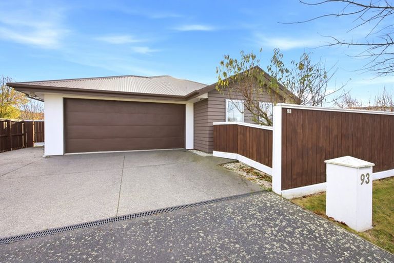 Photo of property in 93 Cairnbrae Drive, Prebbleton, 7604