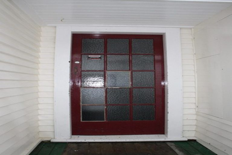 Photo of property in 100 Nairn Street, Mount Cook, Wellington, 6011