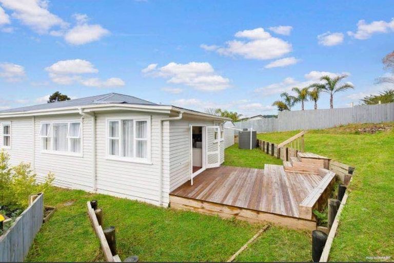 Photo of property in 13a Nandana Drive, Glen Eden, Auckland, 0602