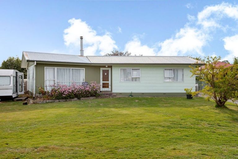 Photo of property in 323 High Street, Dannevirke, 4930