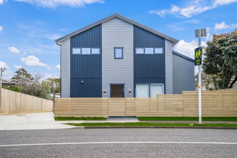 Photo of property in 28 Mckinstry Avenue, Mangere East, Auckland, 2024