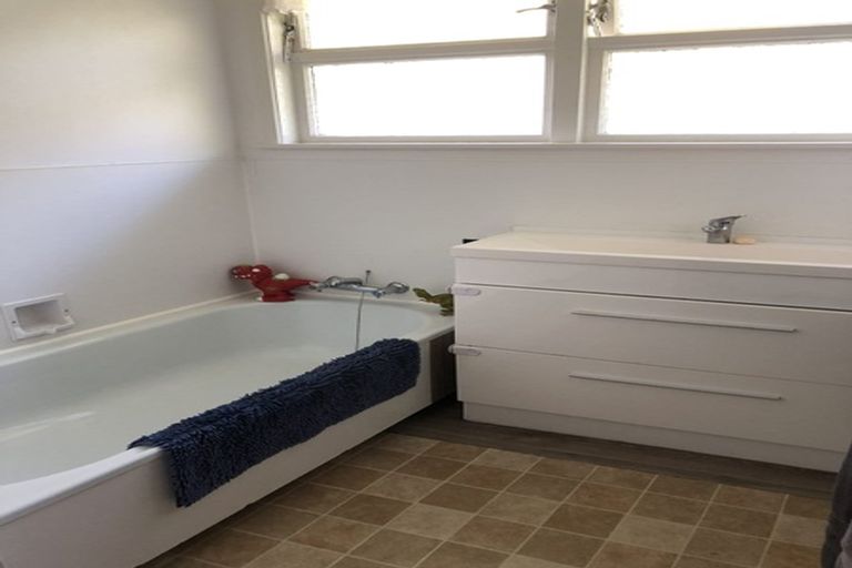 Photo of property in 12 Jennifer Place, Chartwell, Hamilton, 3210