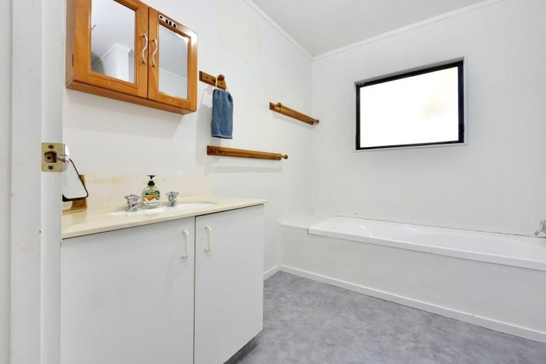 Photo of property in 16 Lord Rutherford Road North, Brightwater, 7022