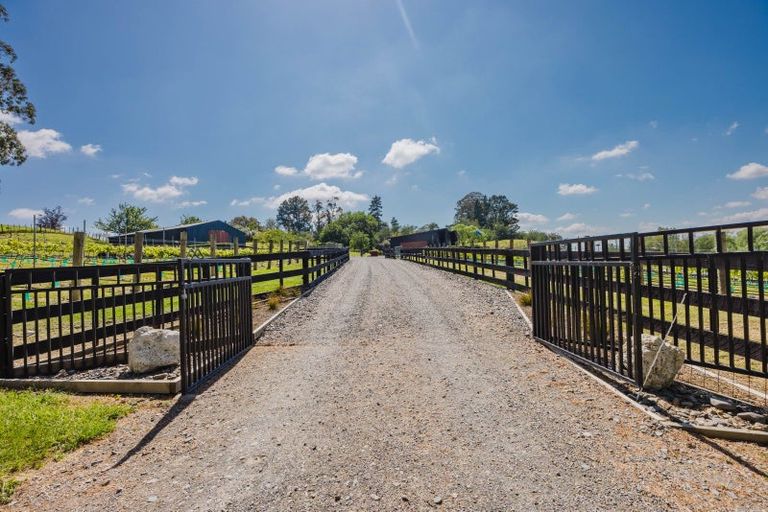 Photo of property in 4 Cemetery Road, Waipawa, 4273
