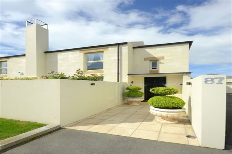 Photo of property in 87 Fendalton Road, Fendalton, Christchurch, 8014