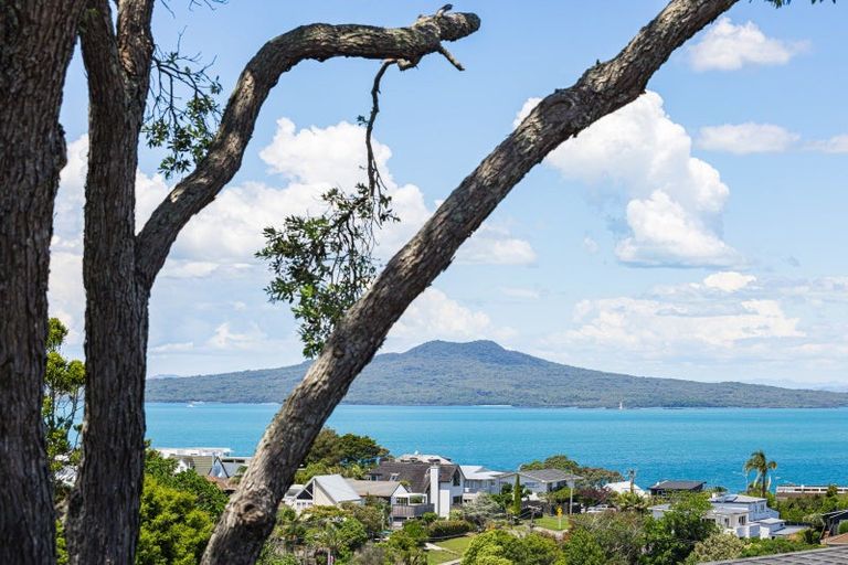 Photo of property in 21a Castor Bay Road, Castor Bay, Auckland, 0620