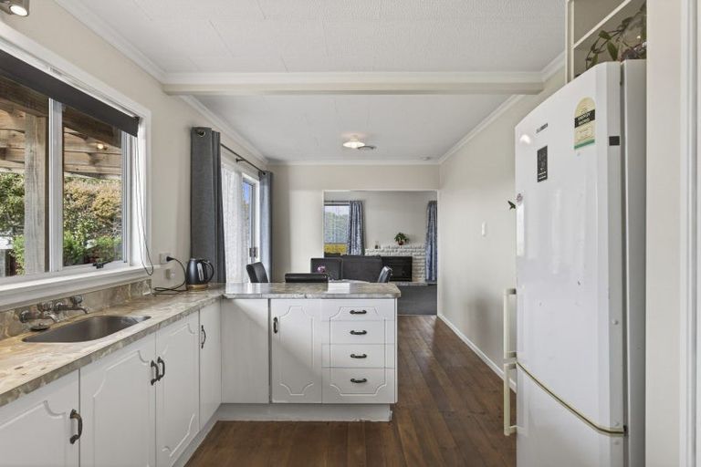 Photo of property in 55 Banks Street, Marfell, New Plymouth, 4310