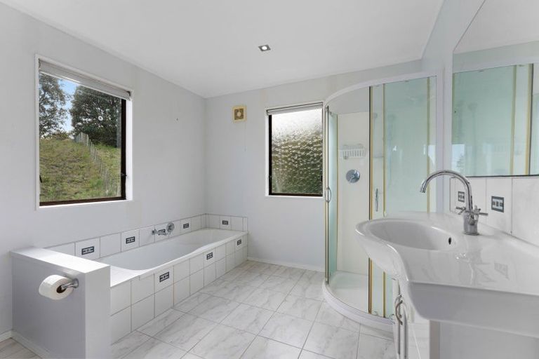 Photo of property in 30 Aiken Road, Saint Johns Hill, Whanganui, 4501