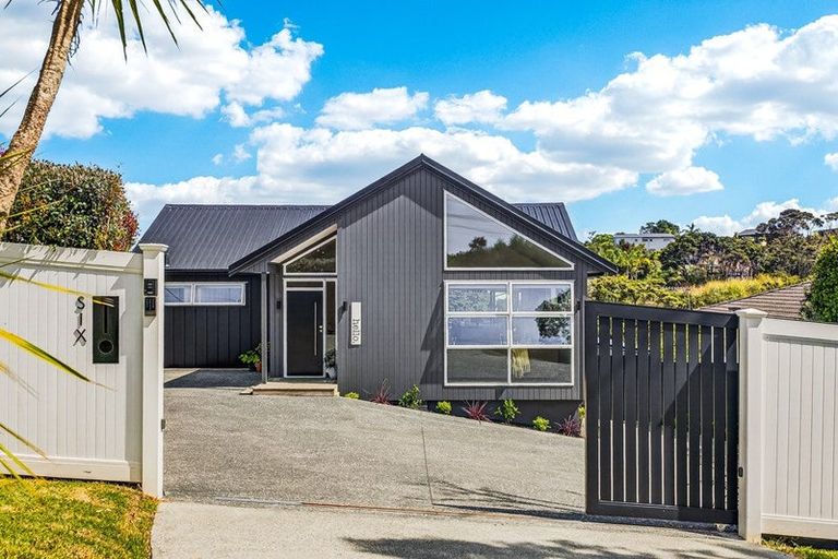 Photo of property in 6 Blacks Road, Greenhithe, Auckland, 0632