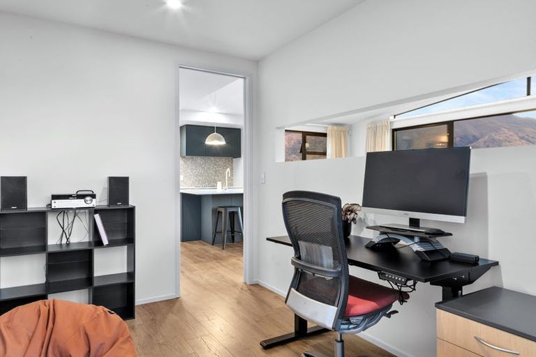 Photo of property in 41 Farrant Drive, Wanaka, 9305