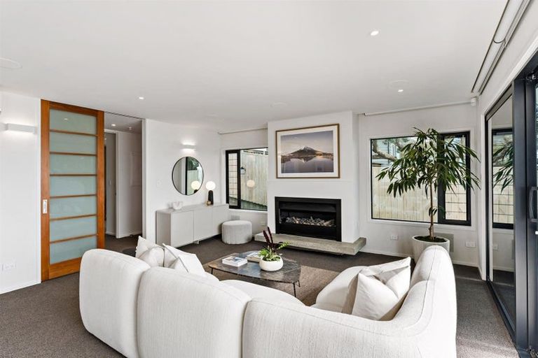 Photo of property in 1/11 William Street, Takapuna, Auckland, 0622