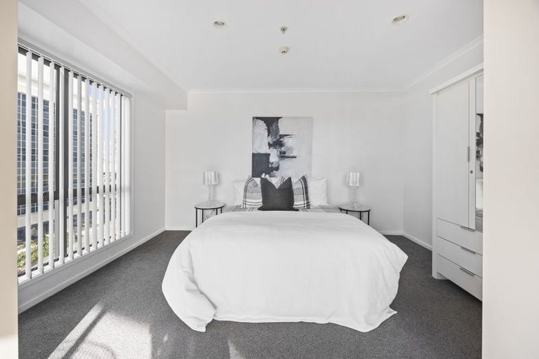 Photo of property in The Rennaissance, 4g/18 Ronwood Avenue, Manukau, Auckland, 2104