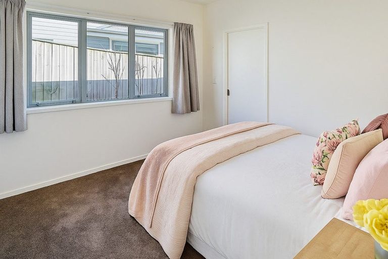 Photo of property in 107 Endeavour Drive, Whitby, Porirua, 5024