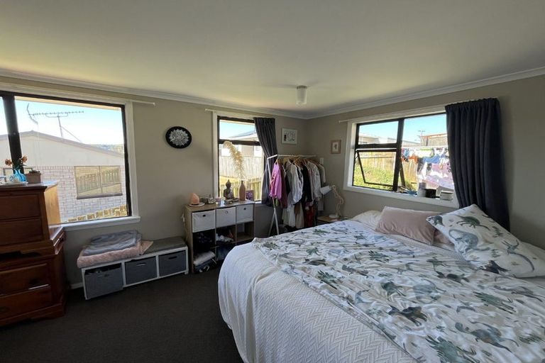 Photo of property in 52 Piko Street, Titahi Bay, Porirua, 5022