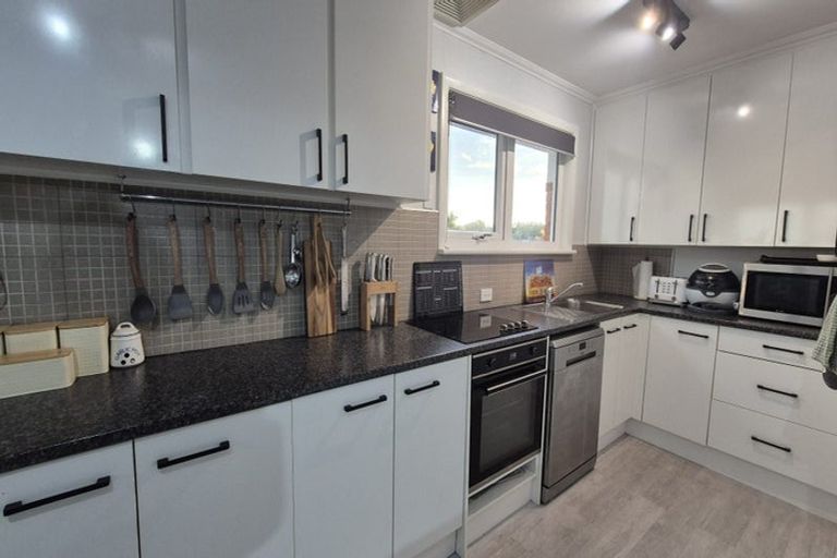 Photo of property in 16 Salmond Street, Halfway Bush, Dunedin, 9010