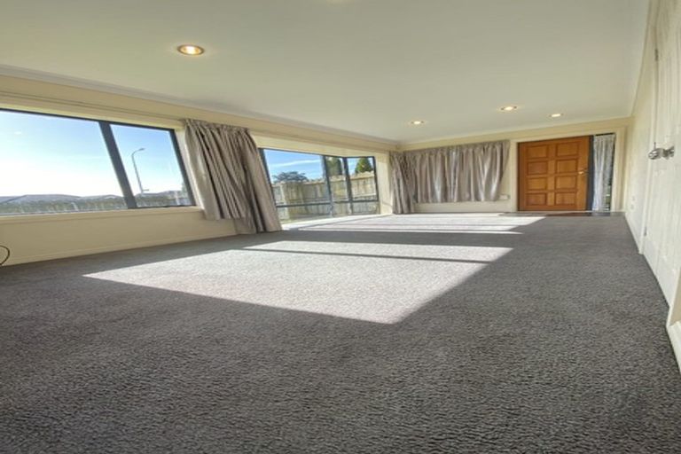 Photo of property in 1 Genesis Place, Flat Bush, Auckland, 2019