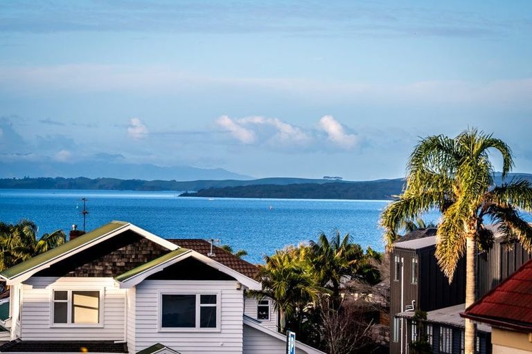 Photo of property in 1/3 Tennyson Avenue, Takapuna, Auckland, 0622