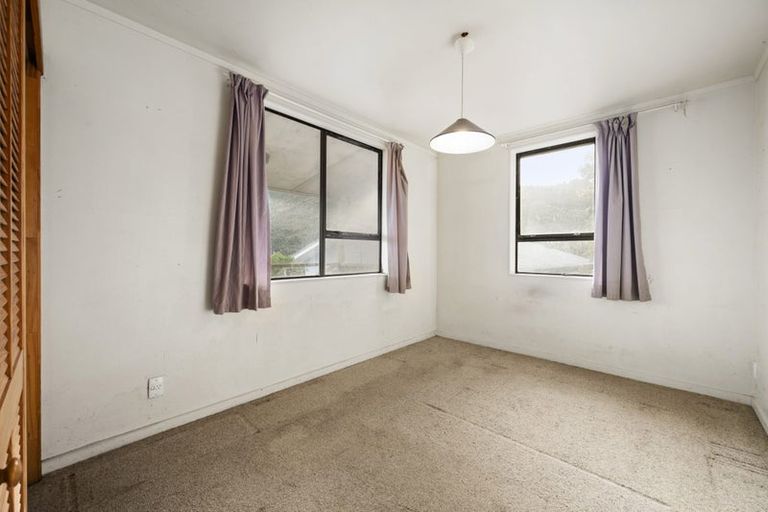 Photo of property in 2b Happy Valley Road, Owhiro Bay, Wellington, 6023