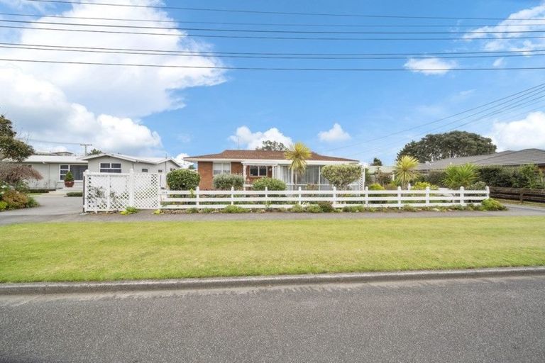 Photo of property in 124b Govett Avenue, Frankleigh Park, New Plymouth, 4310