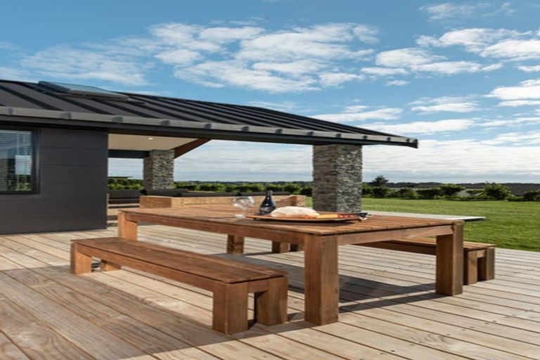 Photo of property in 20 Hereford Lane, Ararimu, Drury, 2579