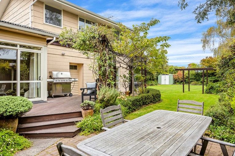 Photo of property in 16 Ngaio Street, Saint Martins, Christchurch, 8022