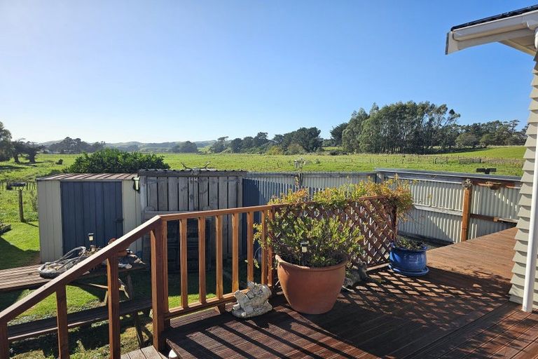 Photo of property in 56 Herbert Street, Eketahuna, 4900
