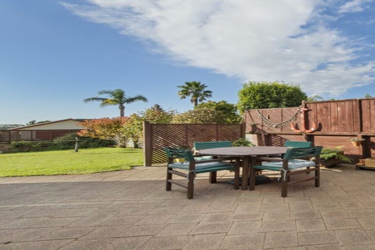 Photo of property in 6 Maddison Place, Welcome Bay, Tauranga, 3112