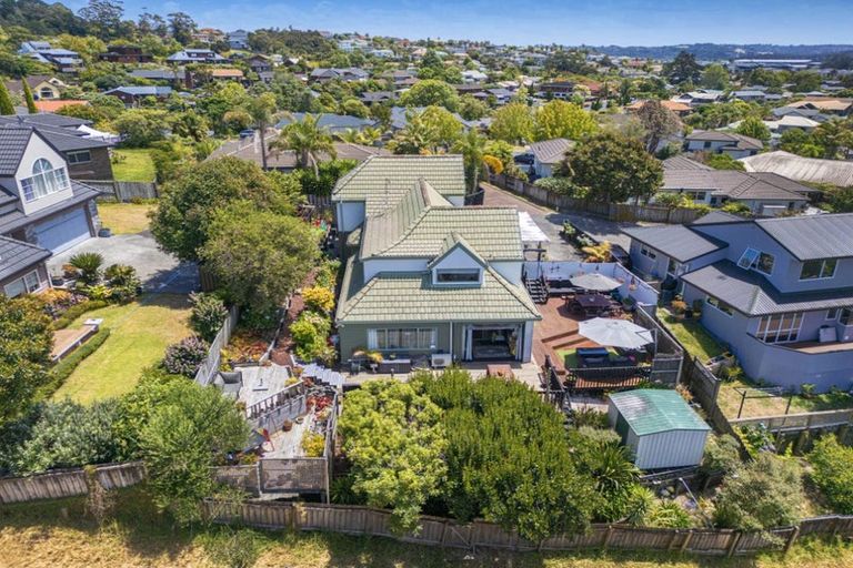 Photo of property in 1/3 Pelican Lane, Unsworth Heights, Auckland, 0632