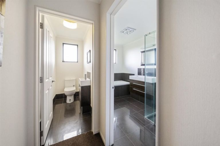 Photo of property in 5 Reremoana Close, Hawera, 4610